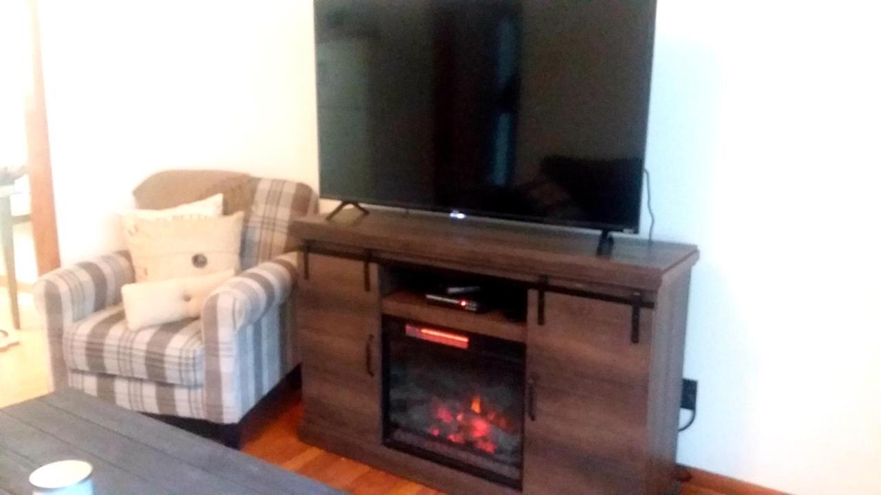 Cabool Cottage 外观 照片
